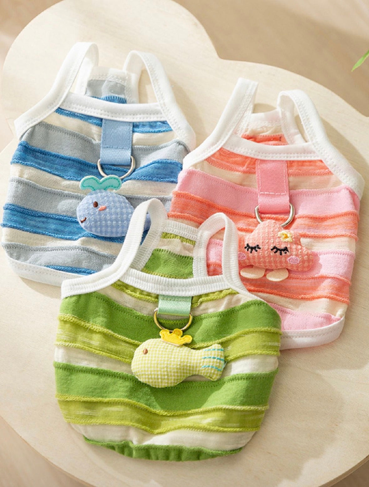 Pet Clothing/Costumes