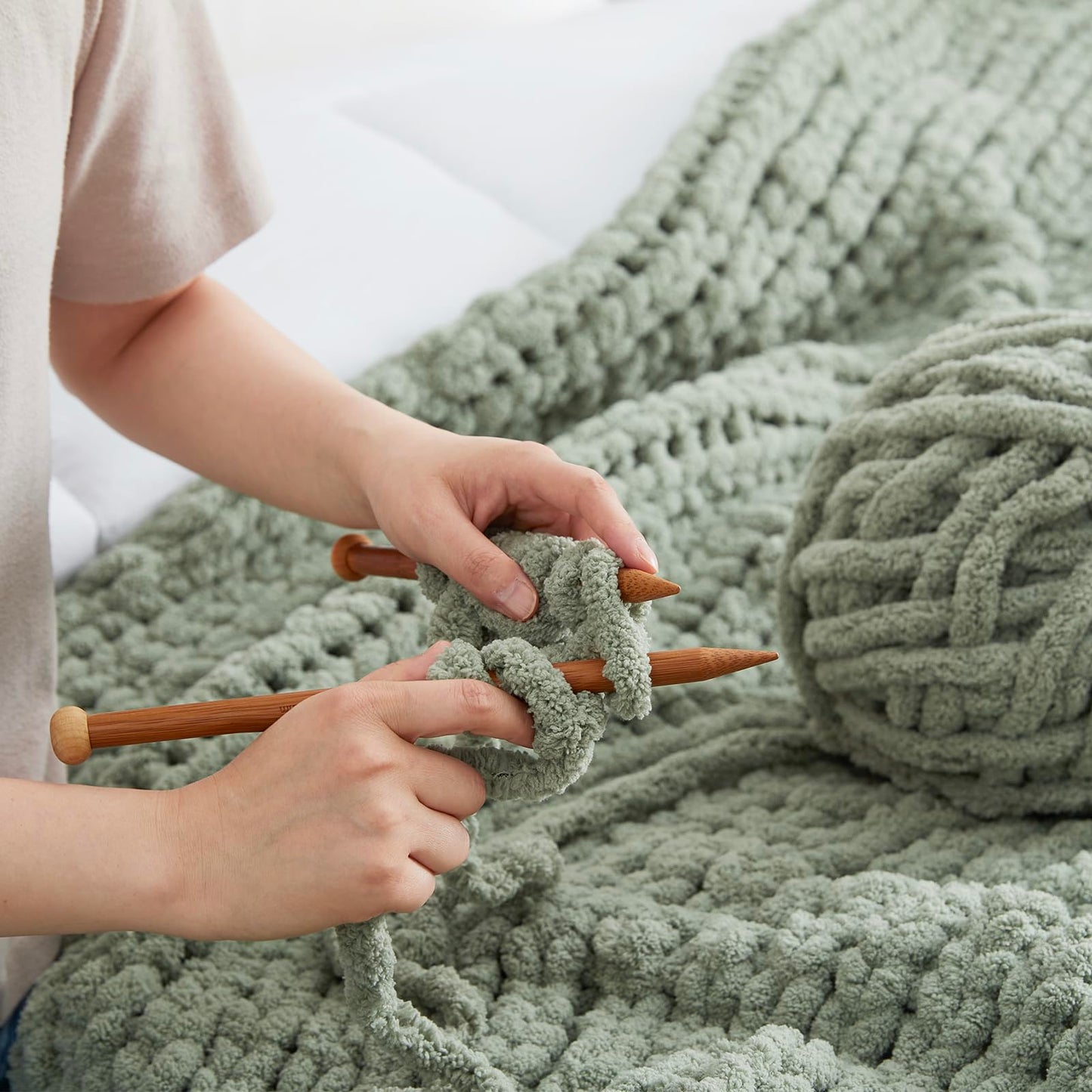 Amélie Home Chunky Knit Throw Blanket for Couch, Soft Chenille Handmade Crochet Throw Rope Knot Blanket for Couch, 50"x60", Space-Dyed Blue Striped