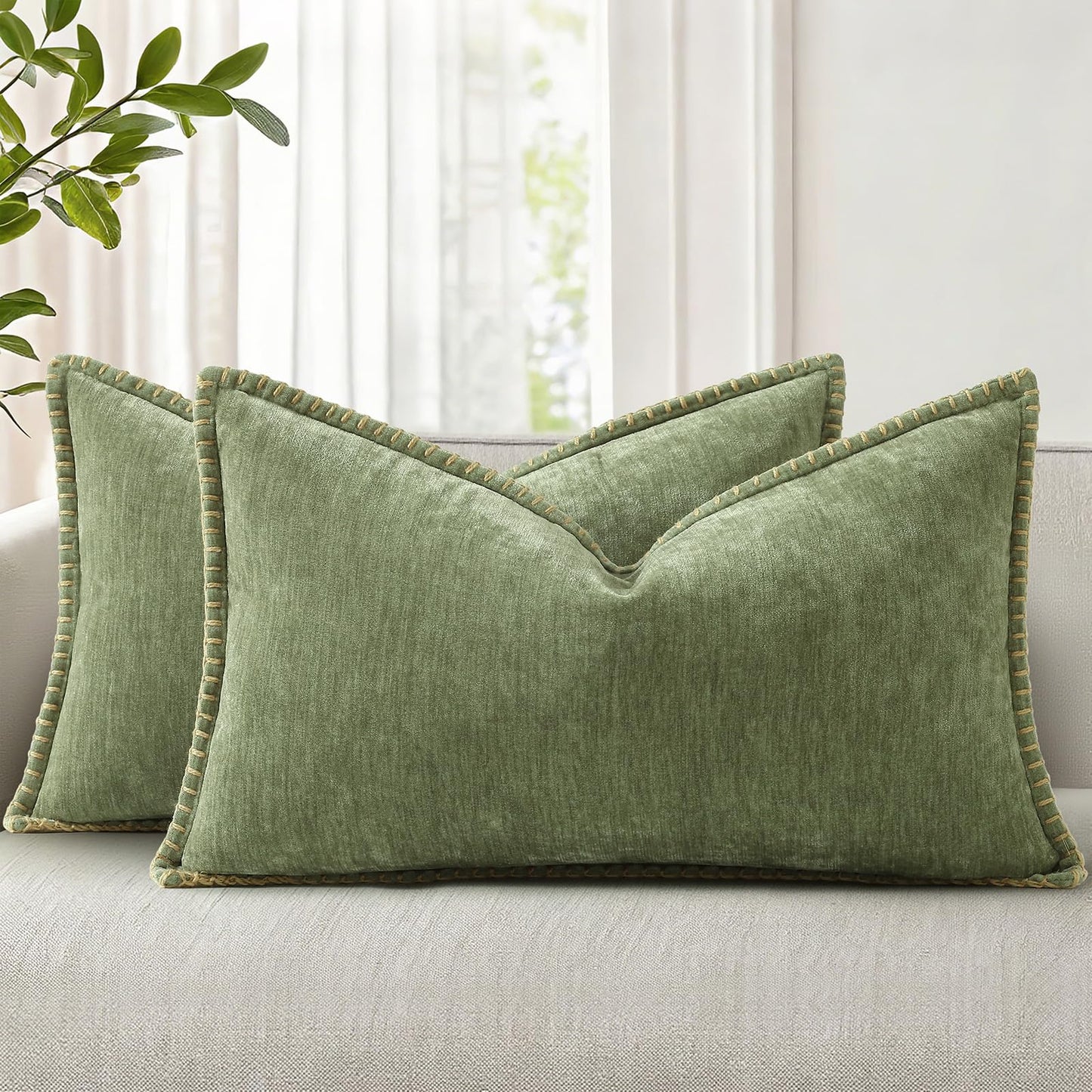 decorUhome Chenille Soft Cozy Throw Pillow Covers 18x18 Set of 2, Modern Farmhouse Boho Velvet Decorative Pillow Cases with Stitched Edge for Couch Sofa Bed Home Decor, Forest Green