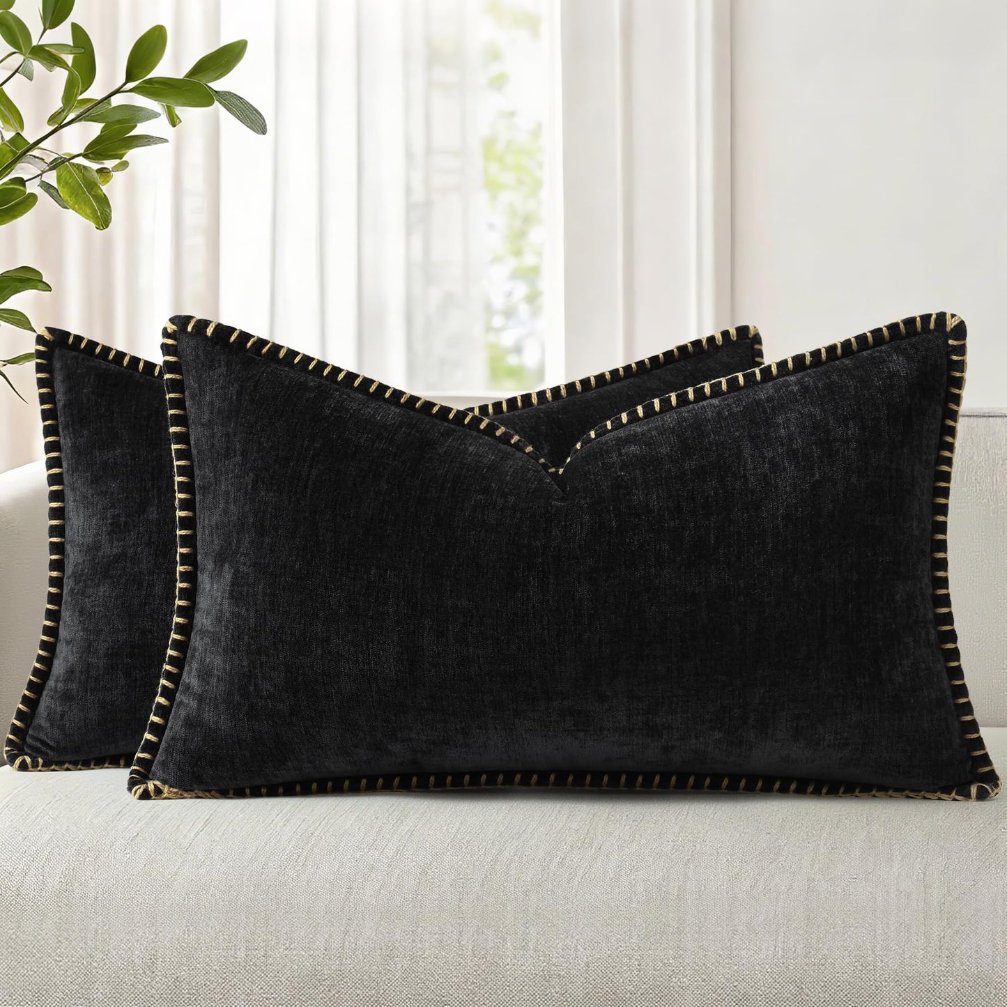 decorUhome Chenille Soft Cozy Throw Pillow Covers 18x18 Set of 2, Modern Farmhouse Boho Velvet Decorative Pillow Cases with Stitched Edge for Couch Sofa Bed Home Decor, Forest Green
