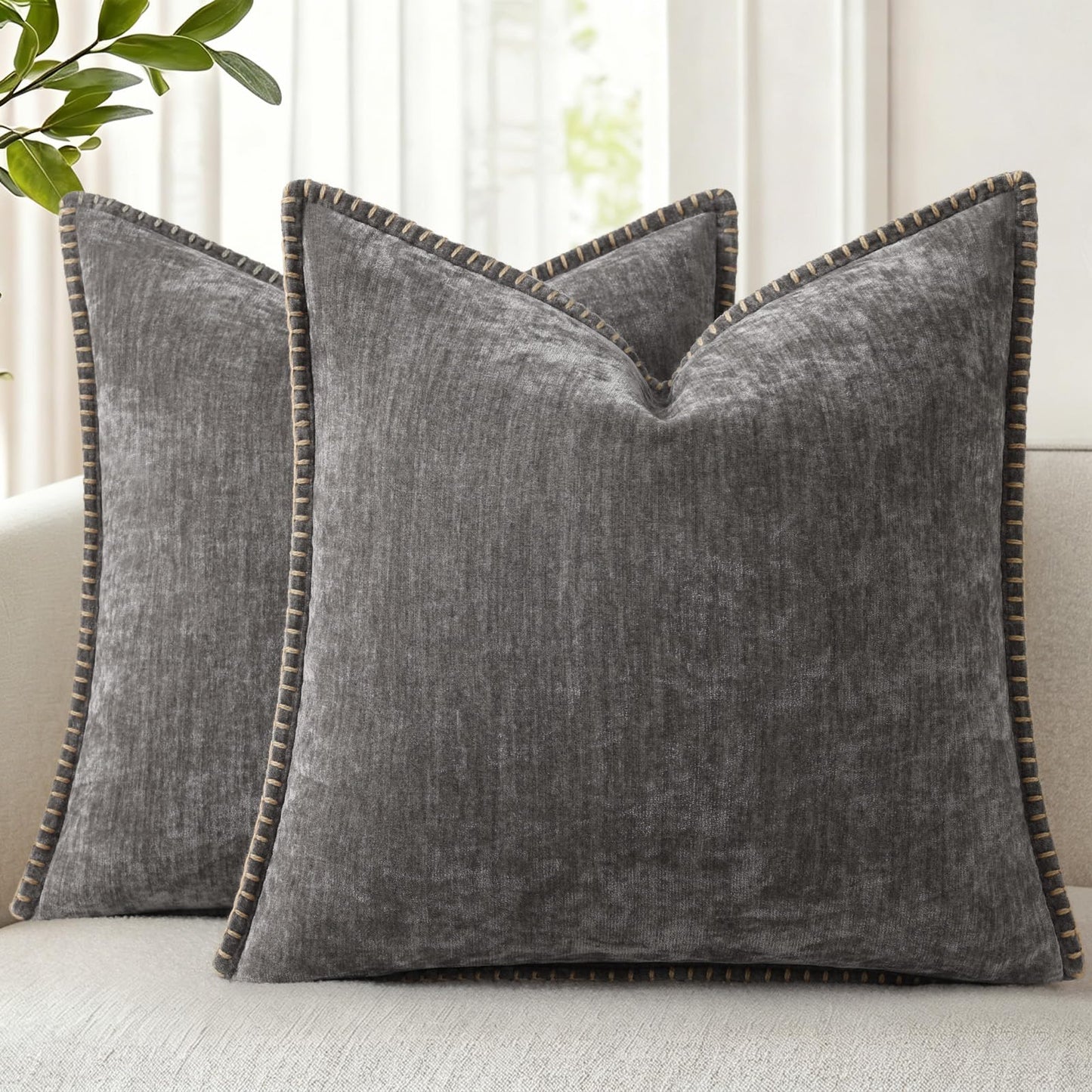 decorUhome Chenille Soft Cozy Throw Pillow Covers 18x18 Set of 2, Modern Farmhouse Boho Velvet Decorative Pillow Cases with Stitched Edge for Couch Sofa Bed Home Decor, Forest Green