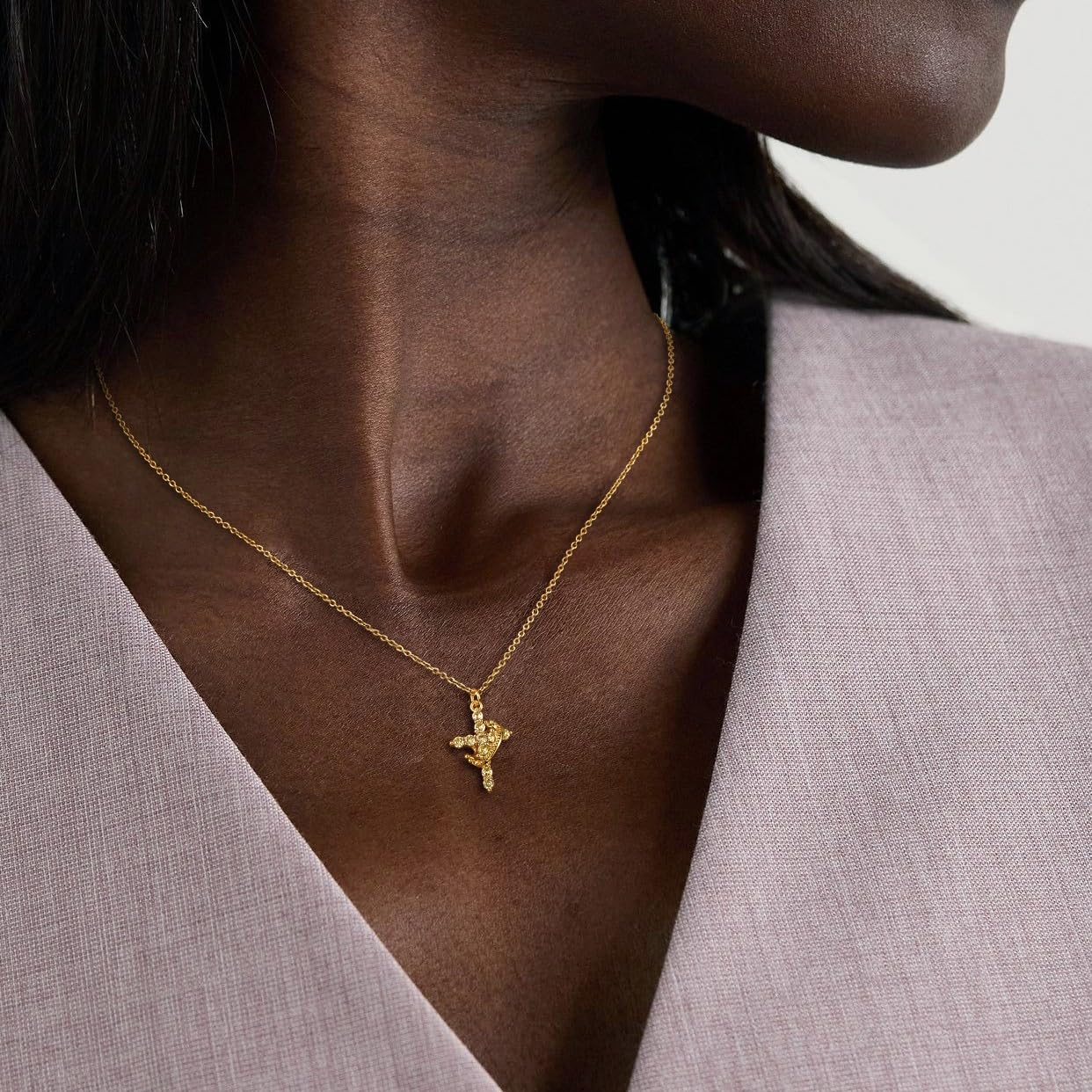 Robaice Cross Necklace for Women, 14K Gold Plated Crown Cross Pendant Necklace, Non-Tarnish Faith Jewelry for Women, Christian Religious Gifts