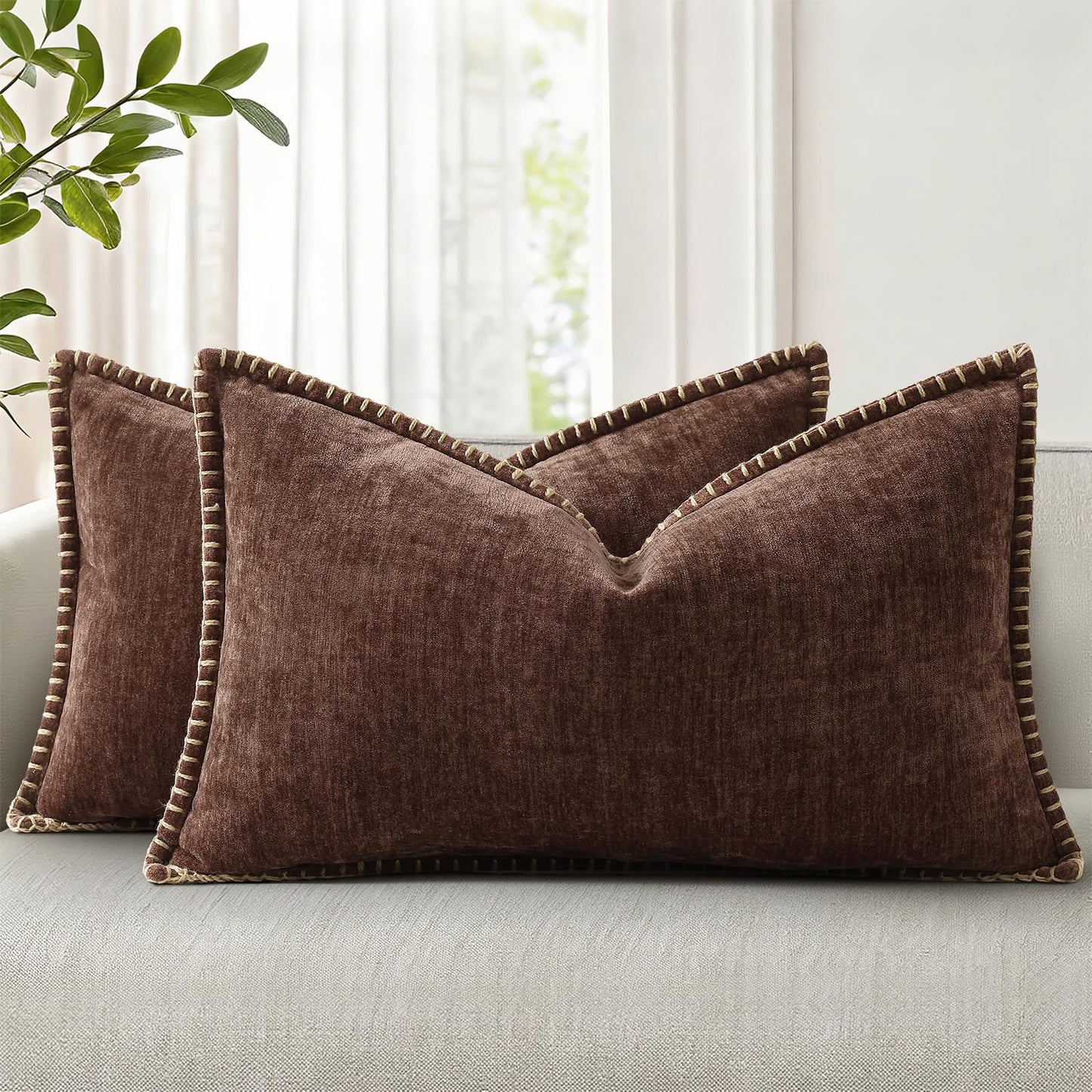 decorUhome Chenille Soft Cozy Throw Pillow Covers 18x18 Set of 2, Modern Farmhouse Boho Velvet Decorative Pillow Cases with Stitched Edge for Couch Sofa Bed Home Decor, Forest Green