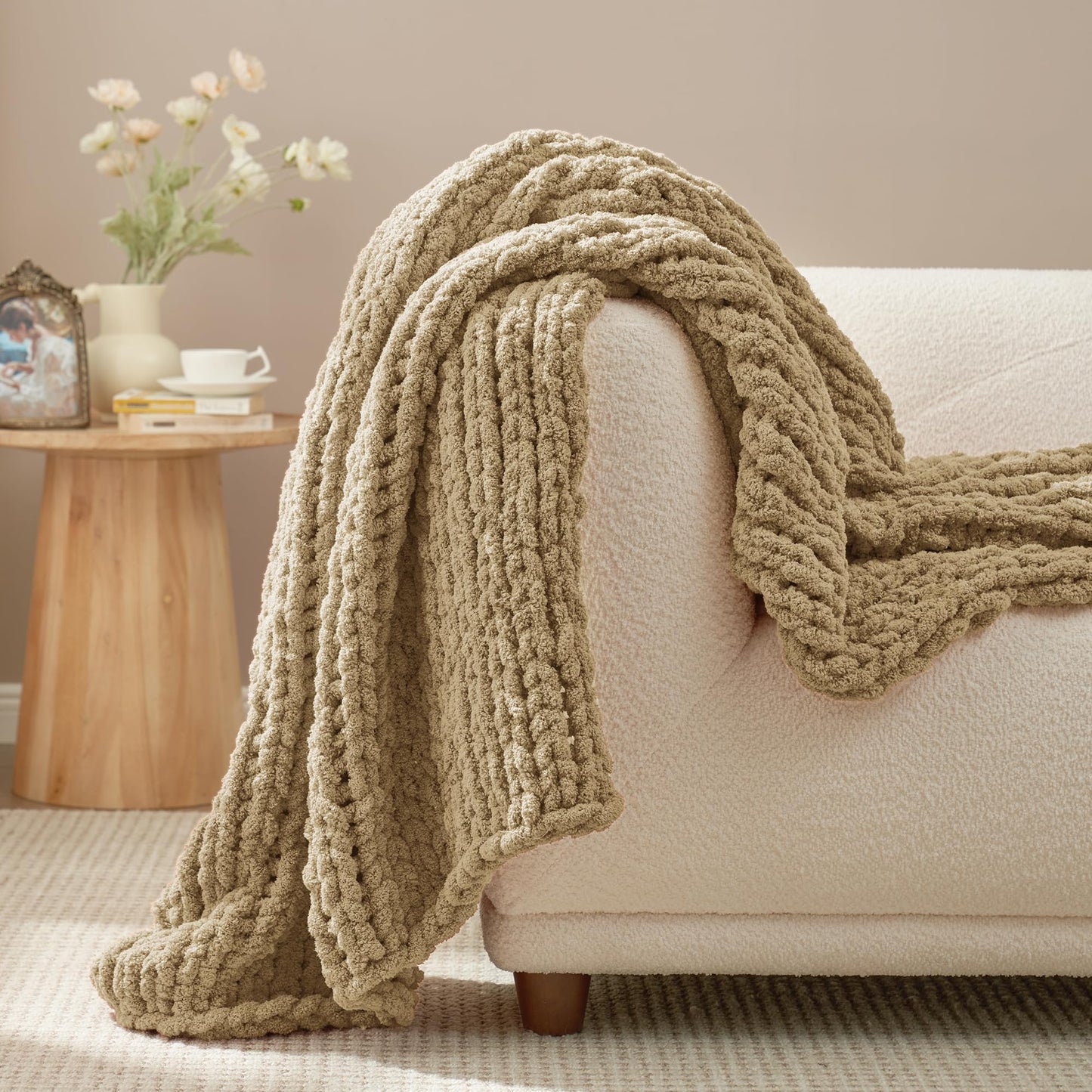 Amélie Home Chunky Knit Throw Blanket for Couch, Soft Chenille Handmade Crochet Throw Rope Knot Blanket for Couch, 50"x60", Space-Dyed Blue Striped