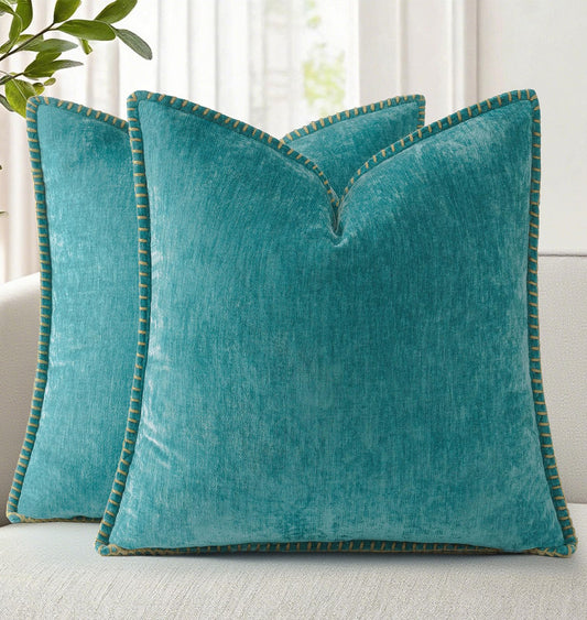 decorUhome Chenille Soft Cozy Throw Pillow Covers 18x18 Set of 2, Modern Farmhouse Boho Velvet Decorative Pillow Cases with Stitched Edge for Couch Sofa Bed Home Decor, Forest Green