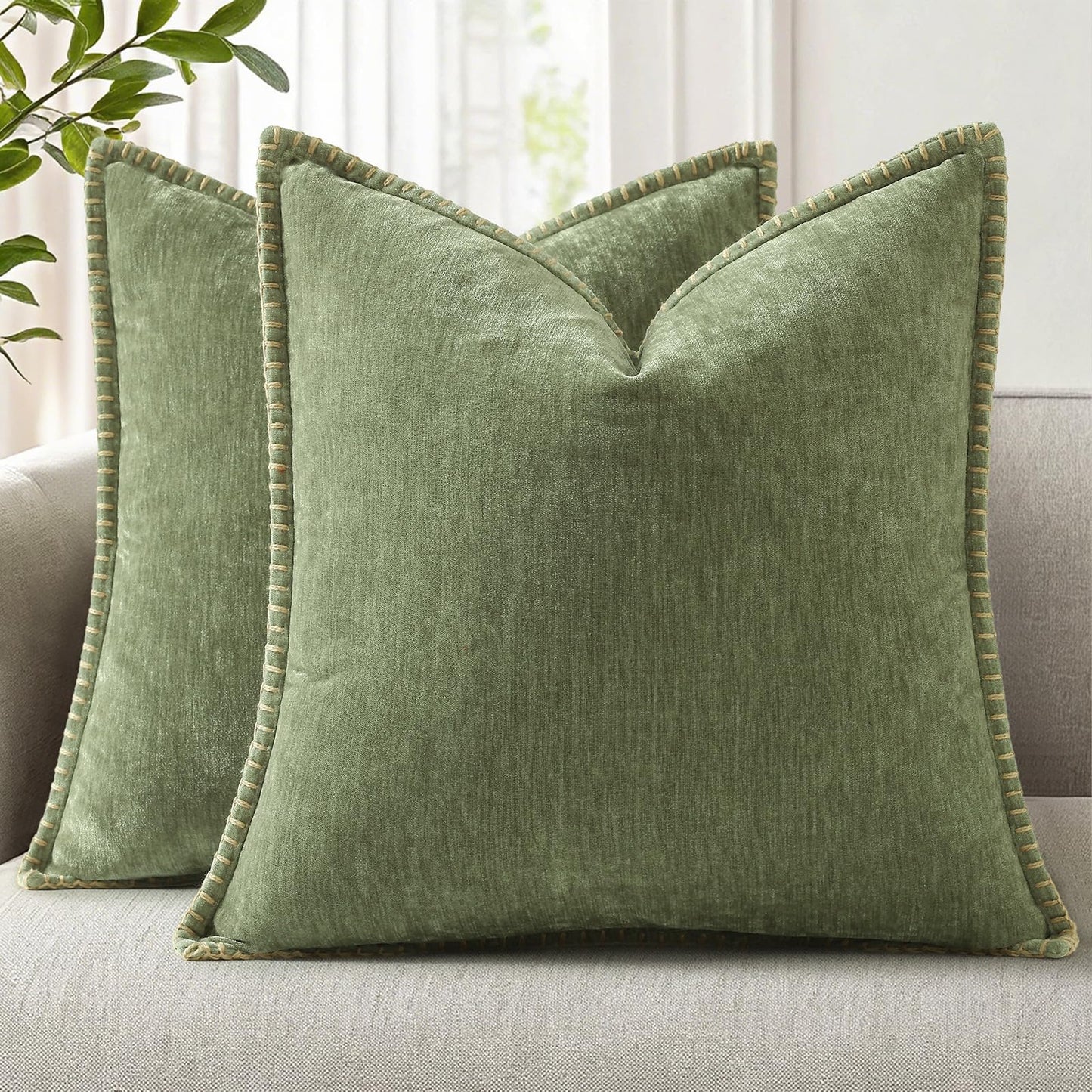 decorUhome Chenille Soft Cozy Throw Pillow Covers 18x18 Set of 2, Modern Farmhouse Boho Velvet Decorative Pillow Cases with Stitched Edge for Couch Sofa Bed Home Decor, Forest Green