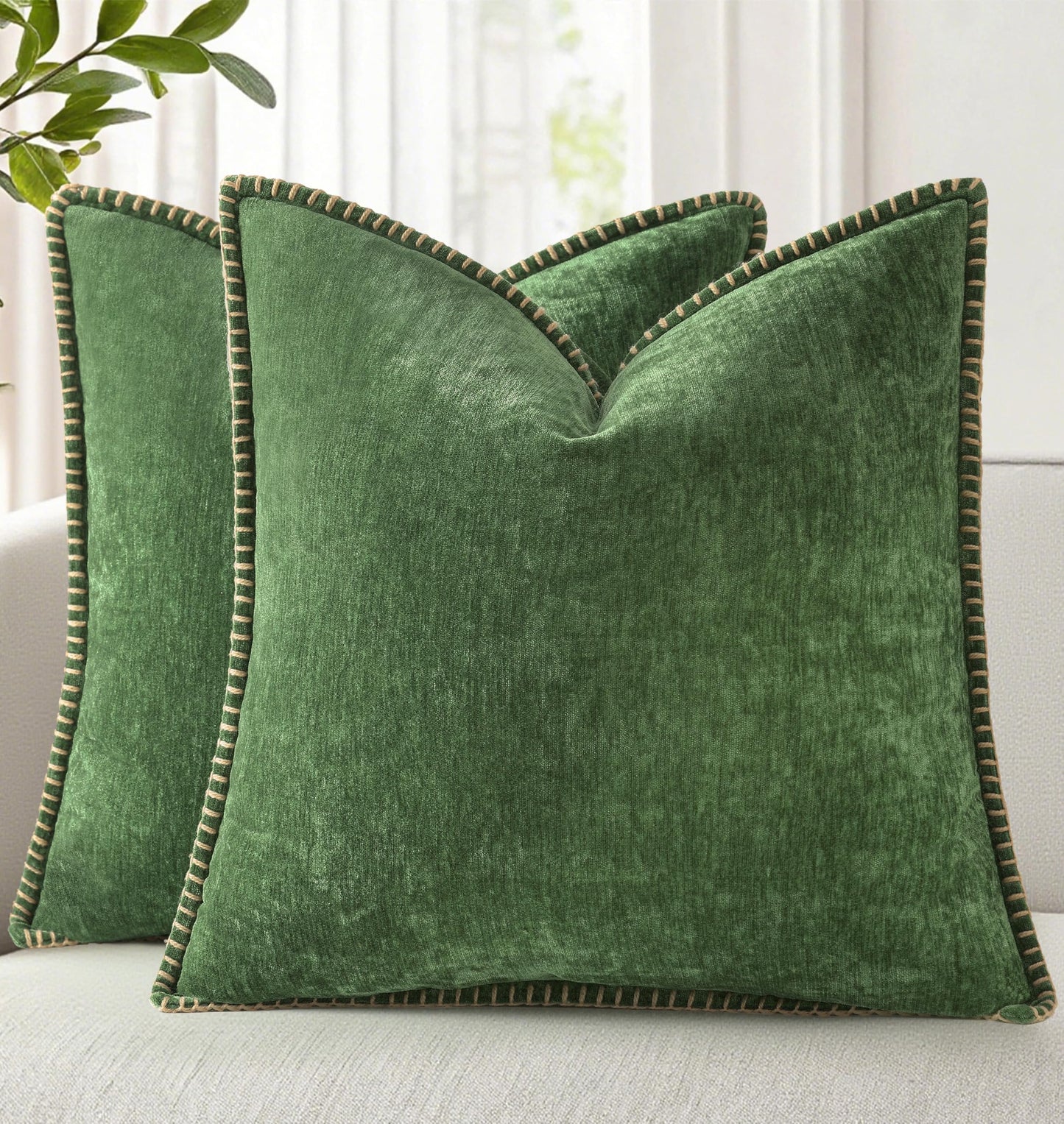 decorUhome Chenille Soft Cozy Throw Pillow Covers 18x18 Set of 2, Modern Farmhouse Boho Velvet Decorative Pillow Cases with Stitched Edge for Couch Sofa Bed Home Decor, Forest Green